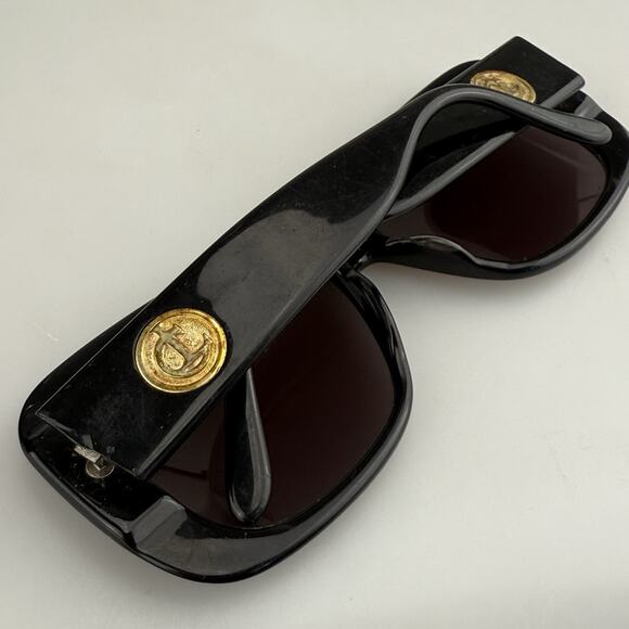 Les Copains Sunglasses mod. LC 210 Black Oversized Butterfly Shades Vintage